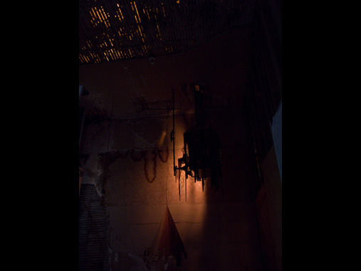 sustained decay (2009)